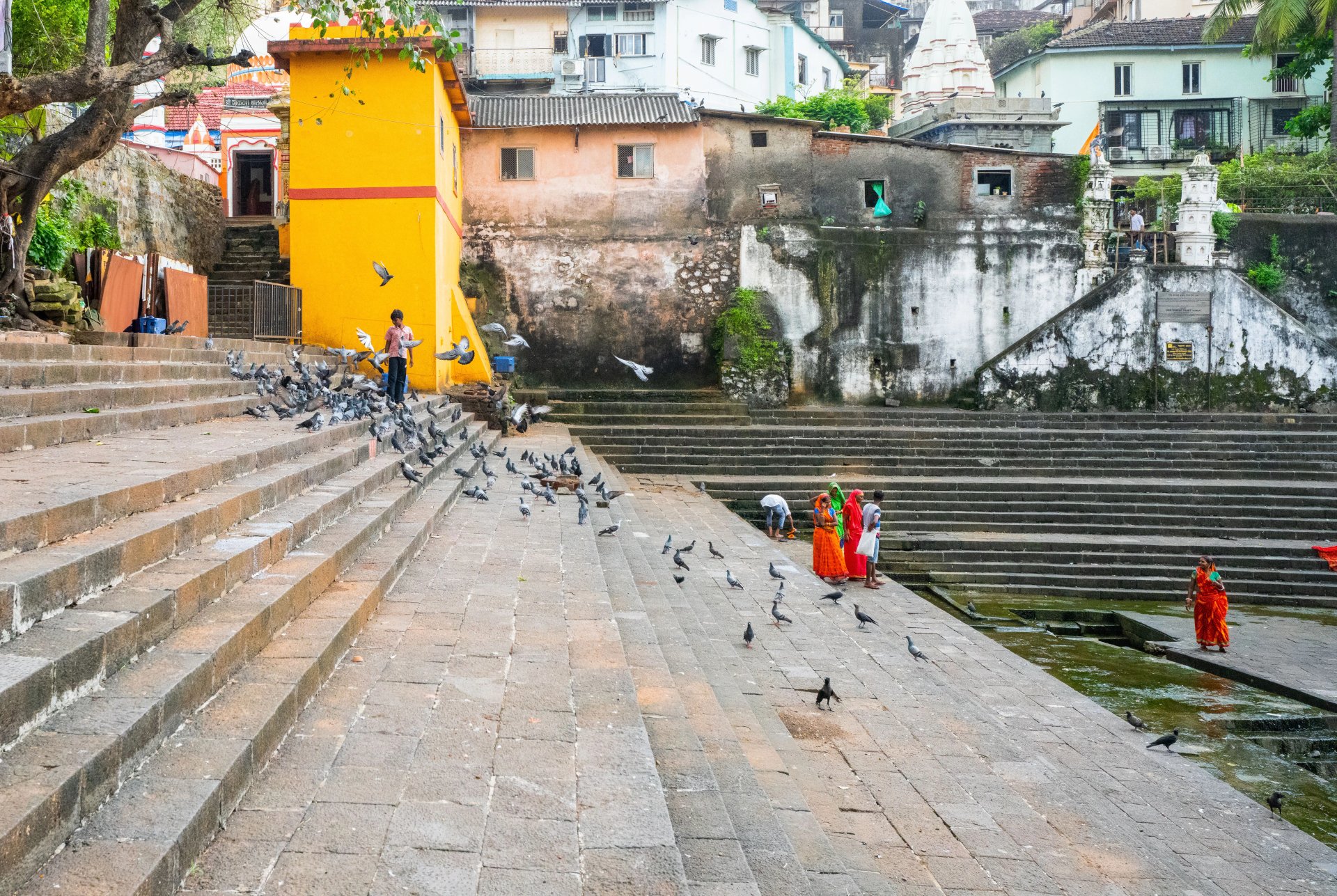 Banganga Mumbai historical spot walkeshwar temple malabar hill